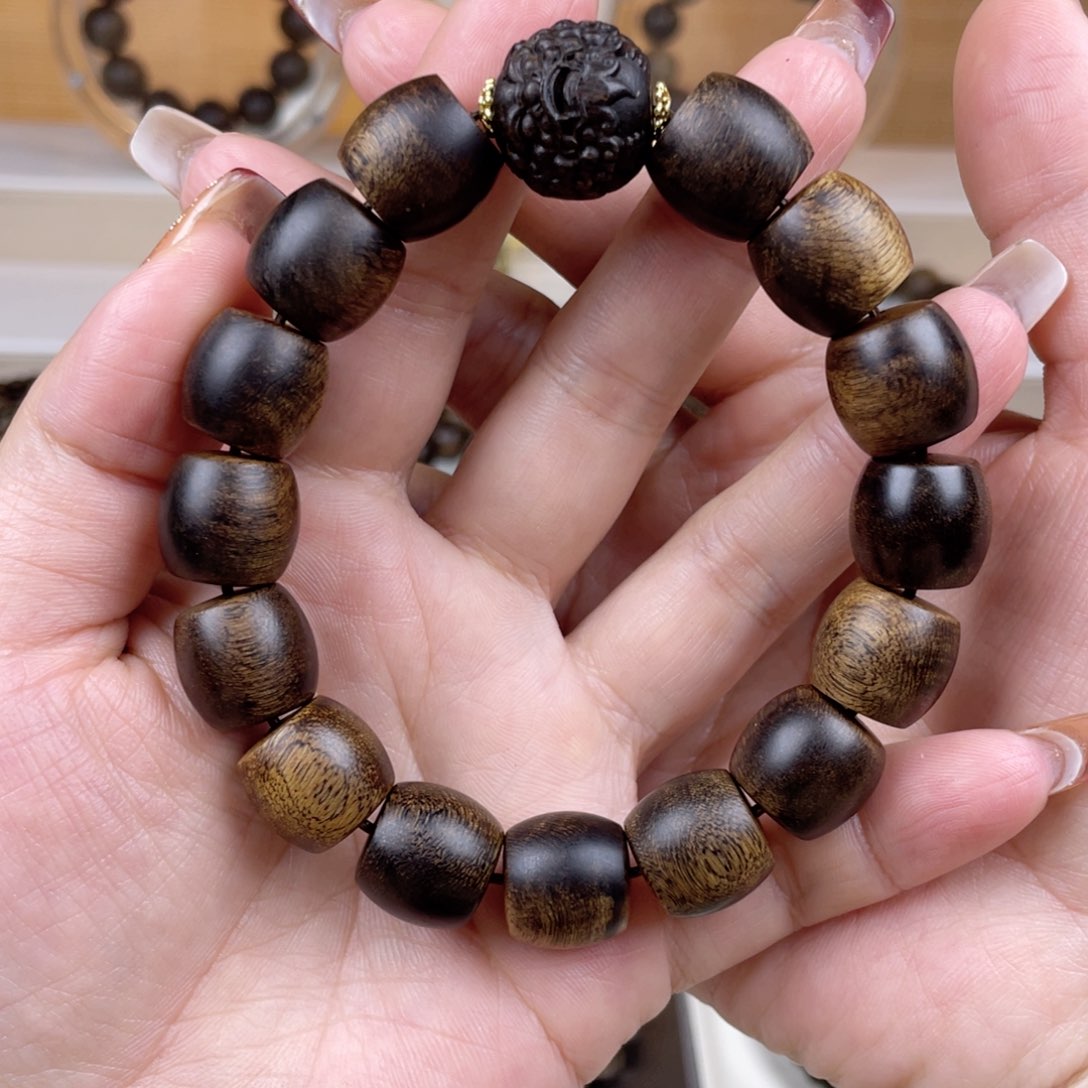 沉香手串晓*越南芽庄白棋楠虎斑留疤