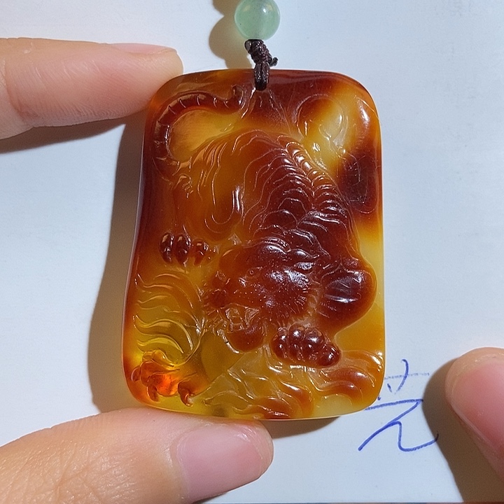 定制琥珀未镶嵌琥珀蜜蜡