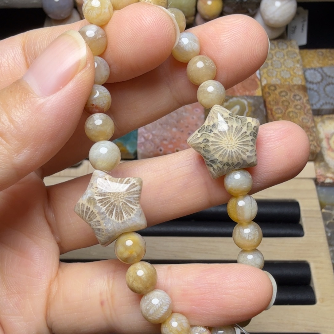 硅化玉未镶嵌双星庇护，灰大花