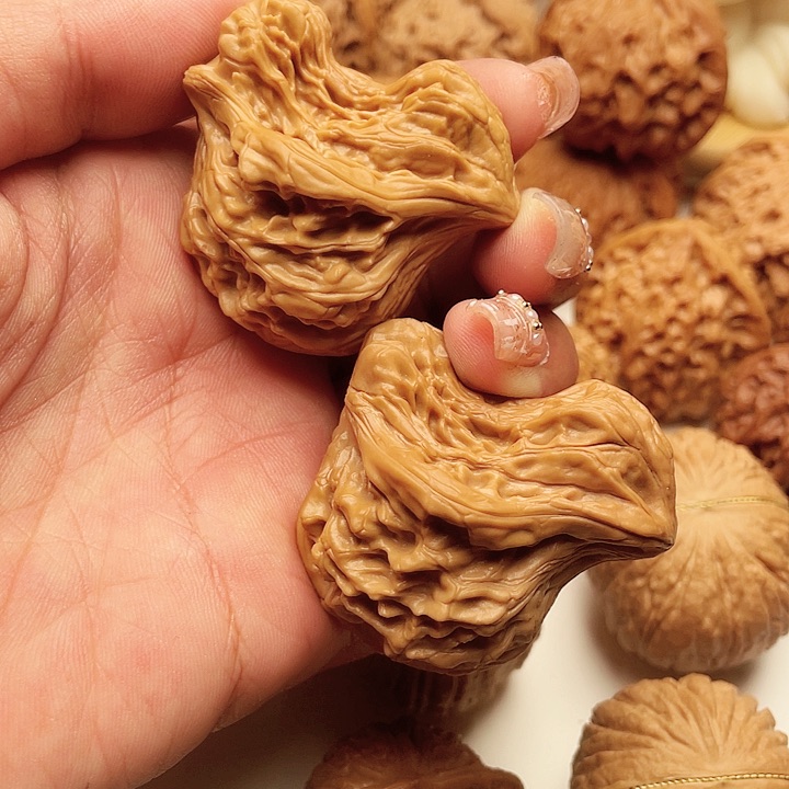 文玩核桃吊坠鸳鸯鸟