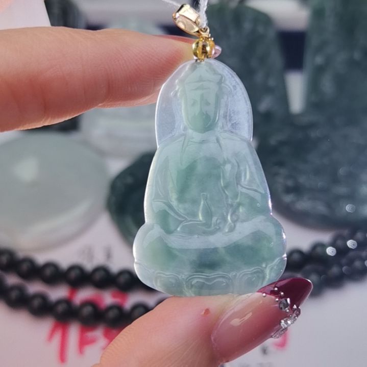 翡翠颈饰未镶嵌天然的A货翡翠多样性发货
