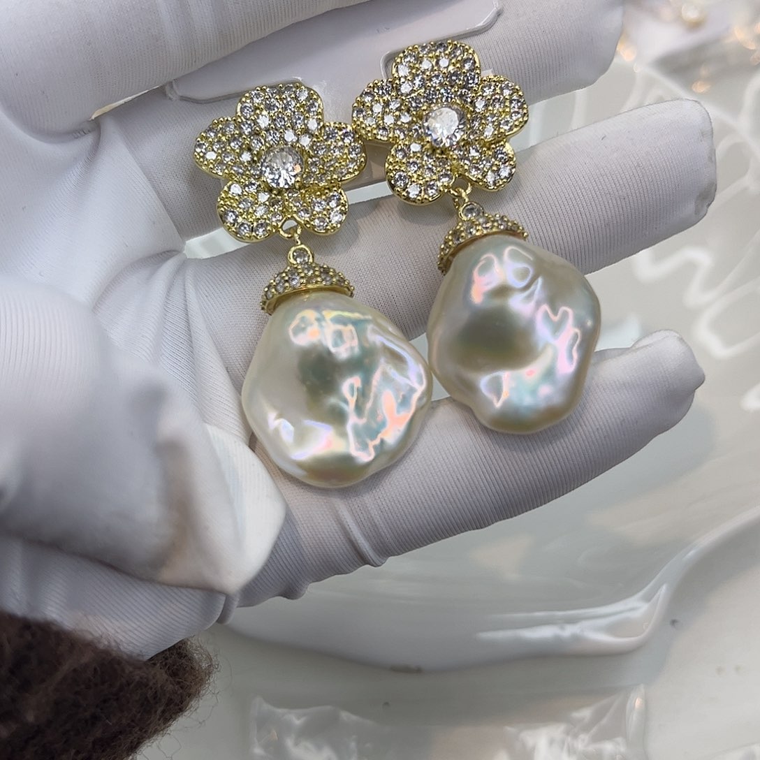 合金淡水珍珠耳饰