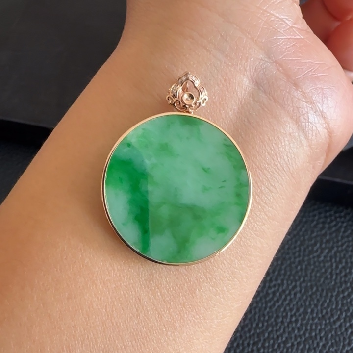 翡翠颈饰18K金镶嵌无事牌L