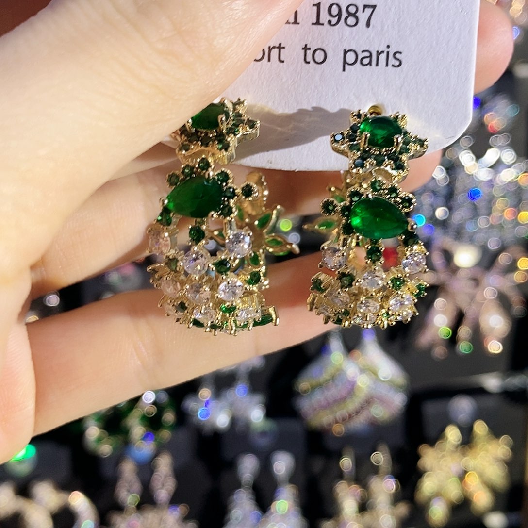 锆石纯铜合金锆石