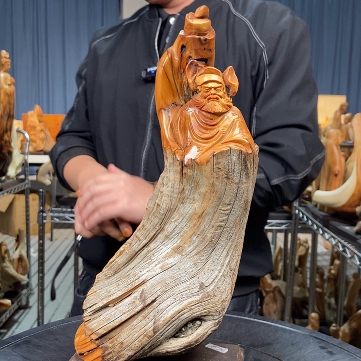 柏木（崖柏）随型摆件