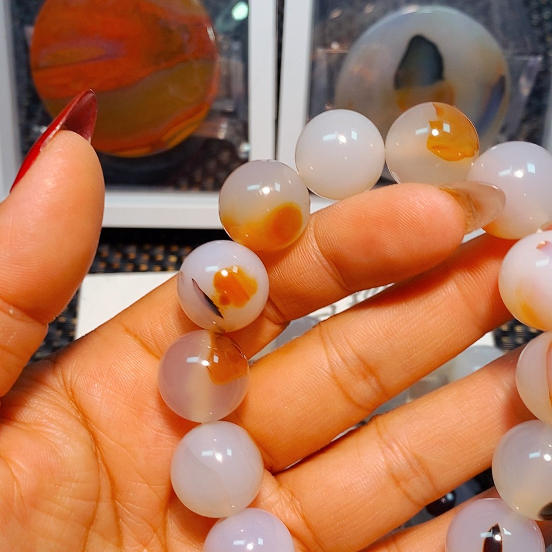 玛瑙/玉髓颈饰未镶嵌