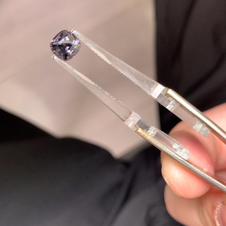 尖晶石裸石未镶嵌