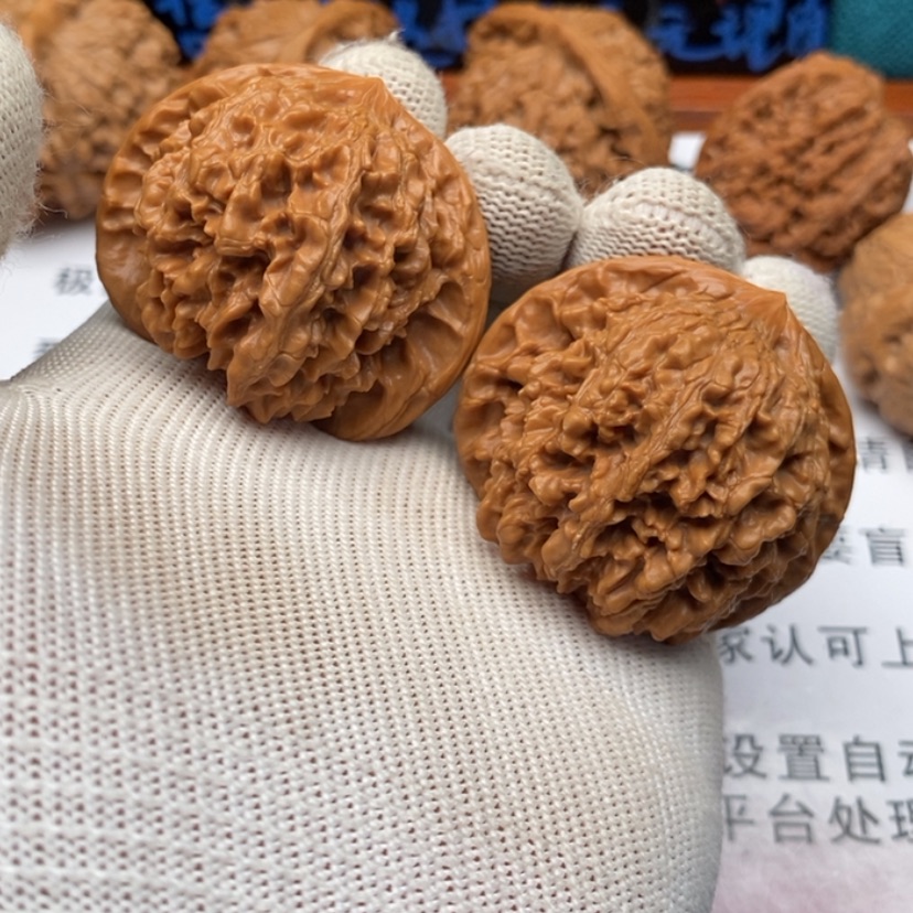 【闪购商品】吊坠文玩核桃风****：19星星