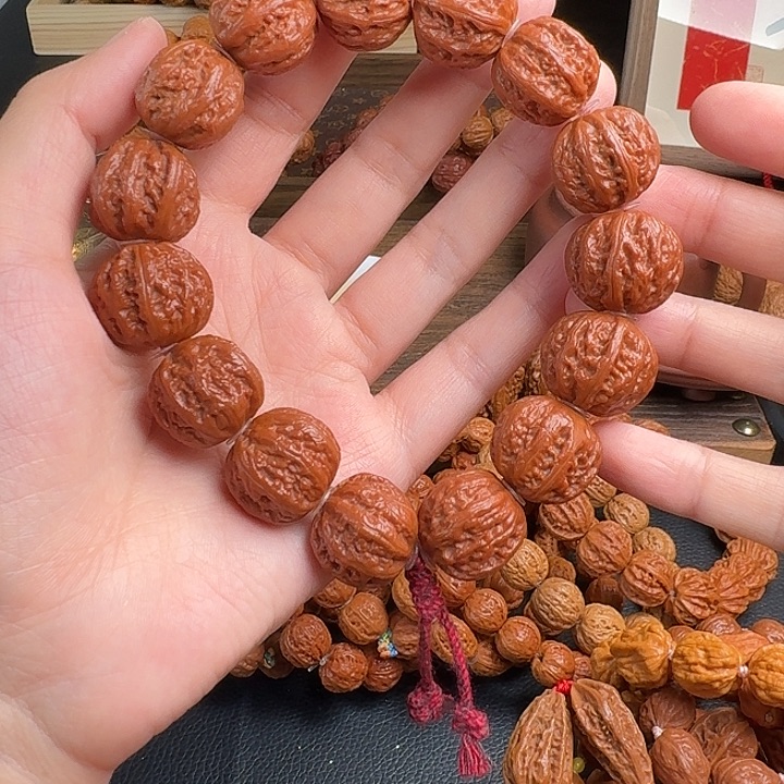 文玩核桃手串珊瑚纹