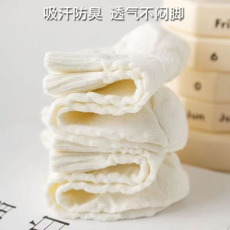 M33款潮袜秋冬条纹运动袜子女中高筒长袜ins学生棉袜日韩配鲨鱼裤