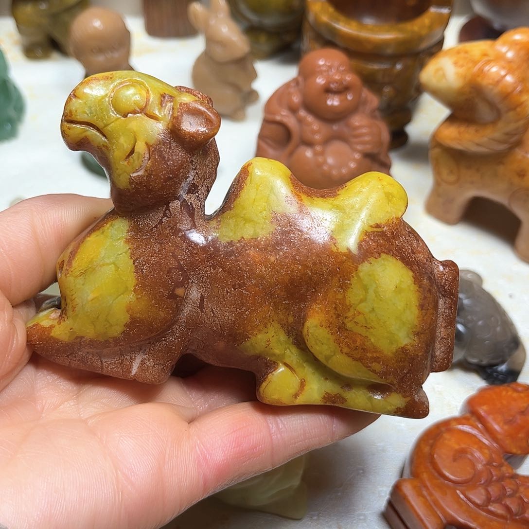 白玉菩提吊坠柿白玉菩提吊坠