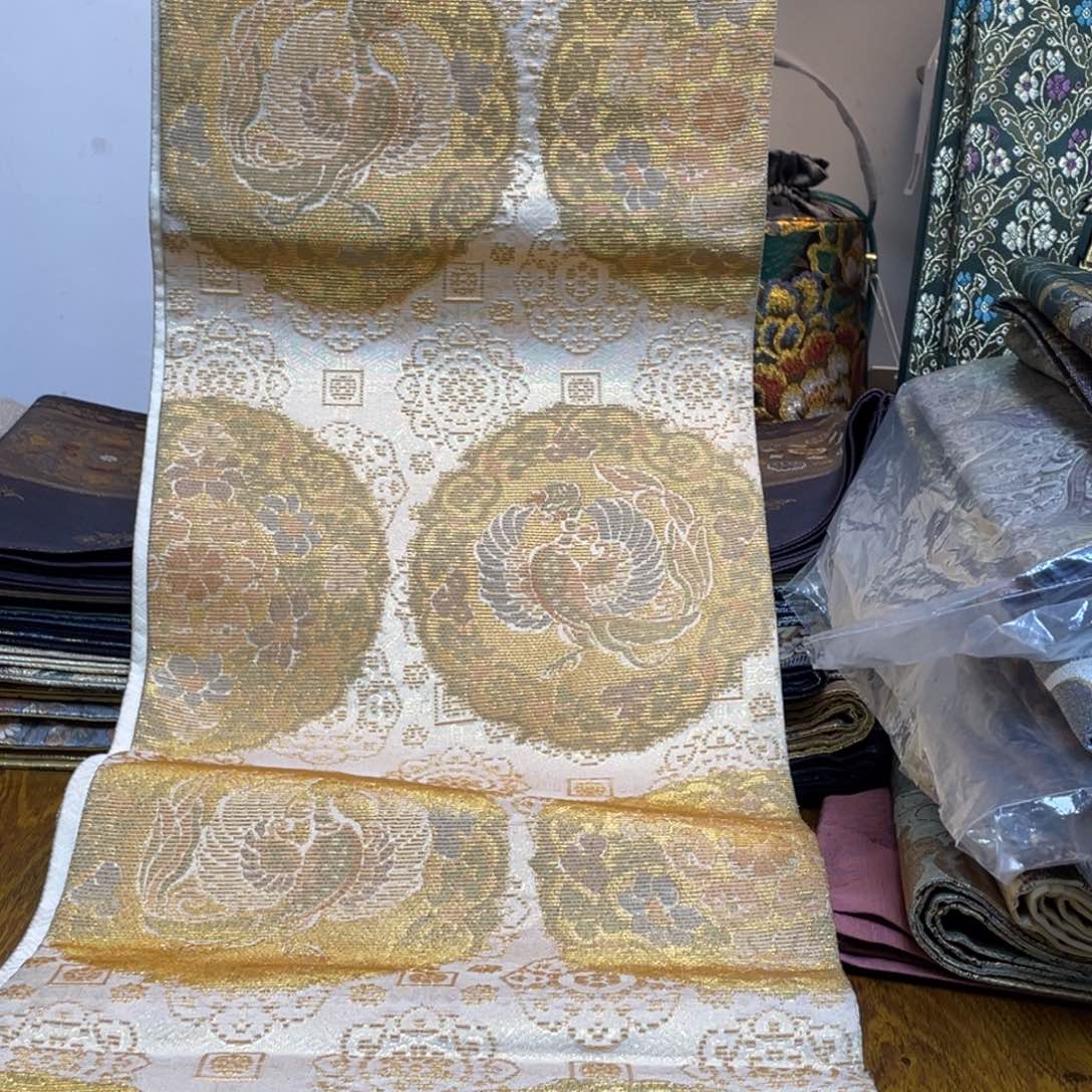 织绣柚**子织锦缎工艺设计