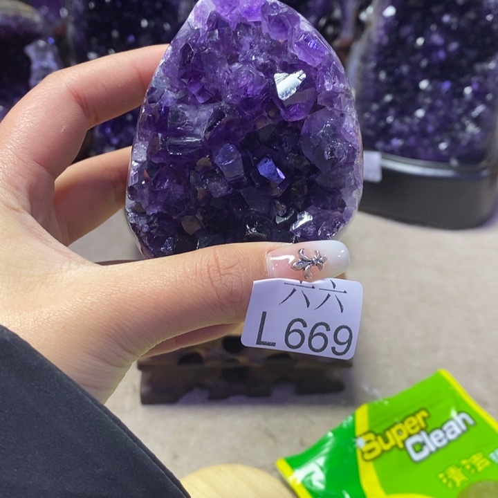 大型摆件（非配饰）未镶嵌水晶摆件