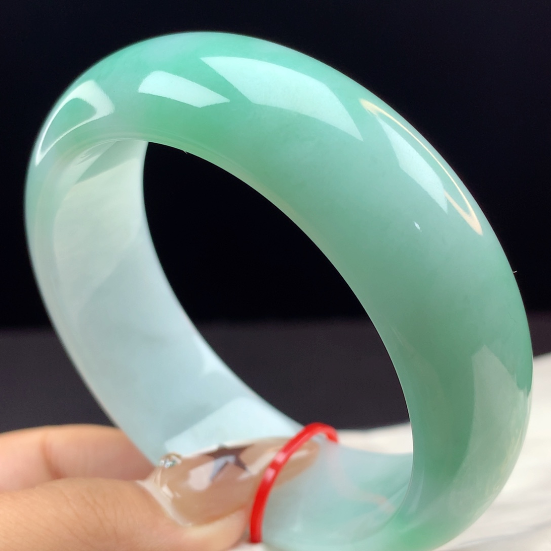 未镶嵌手镯翡翠渐变半山水轮胎97214