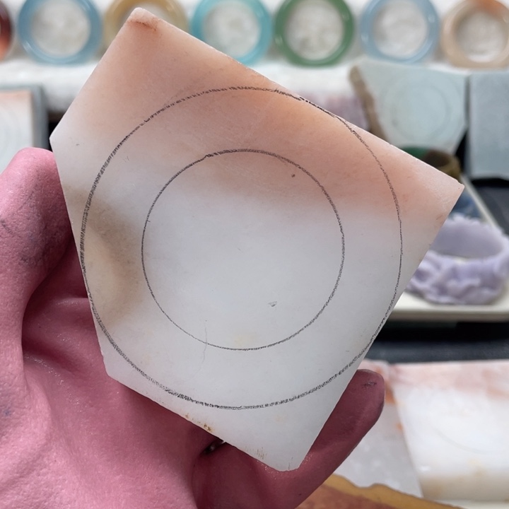 石英质玉未镶嵌定制