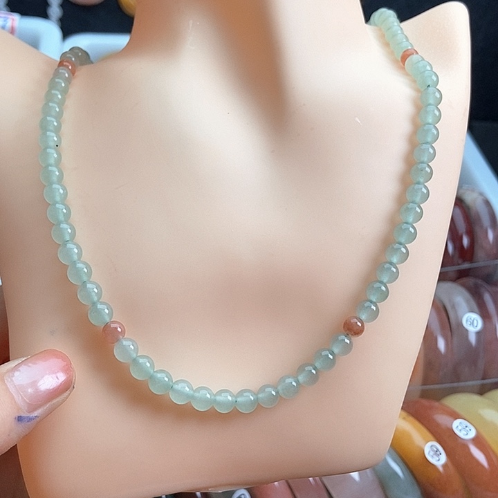 石英质玉颈饰未镶嵌