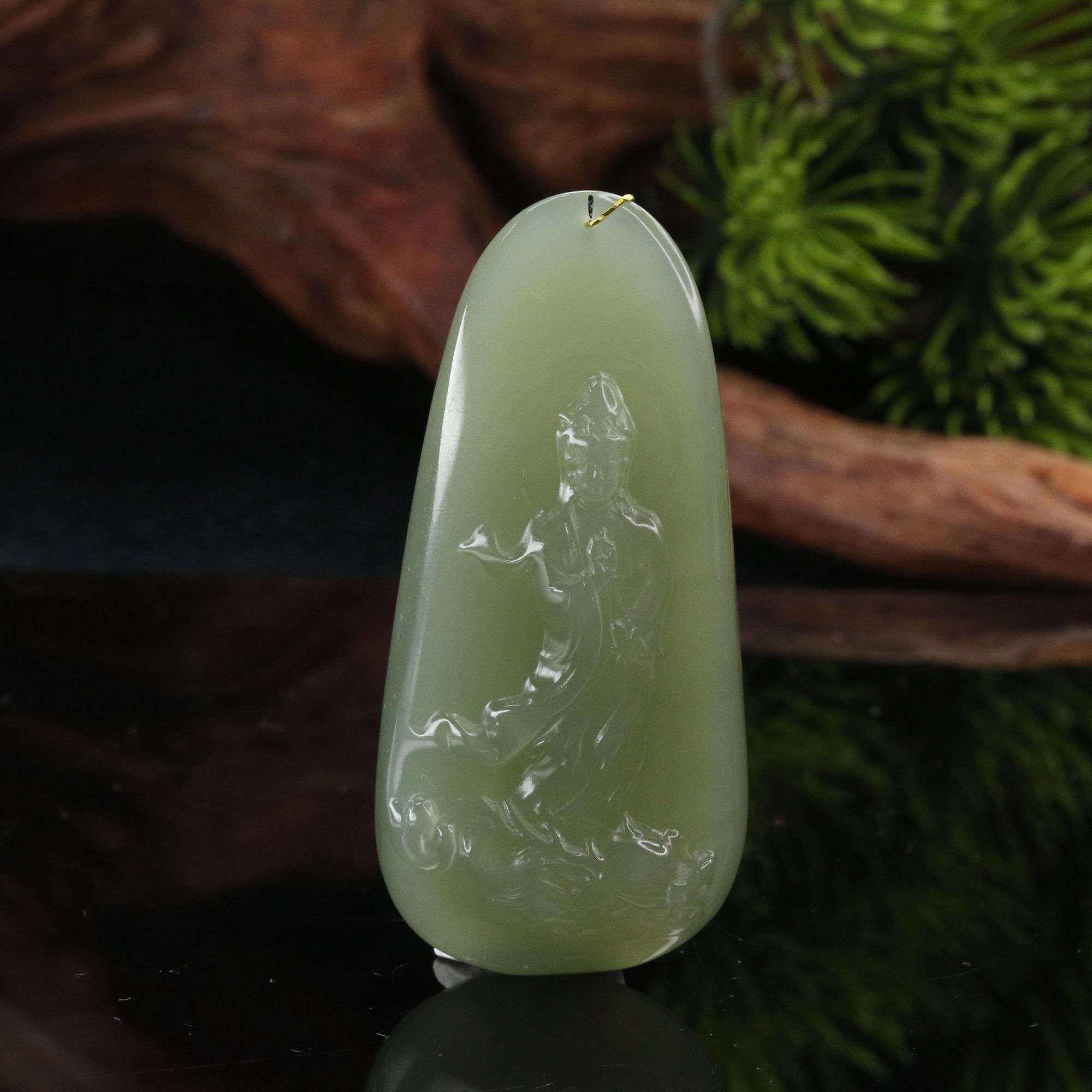 lot1和田玉晴水观音/300509/保利厦门拍卖