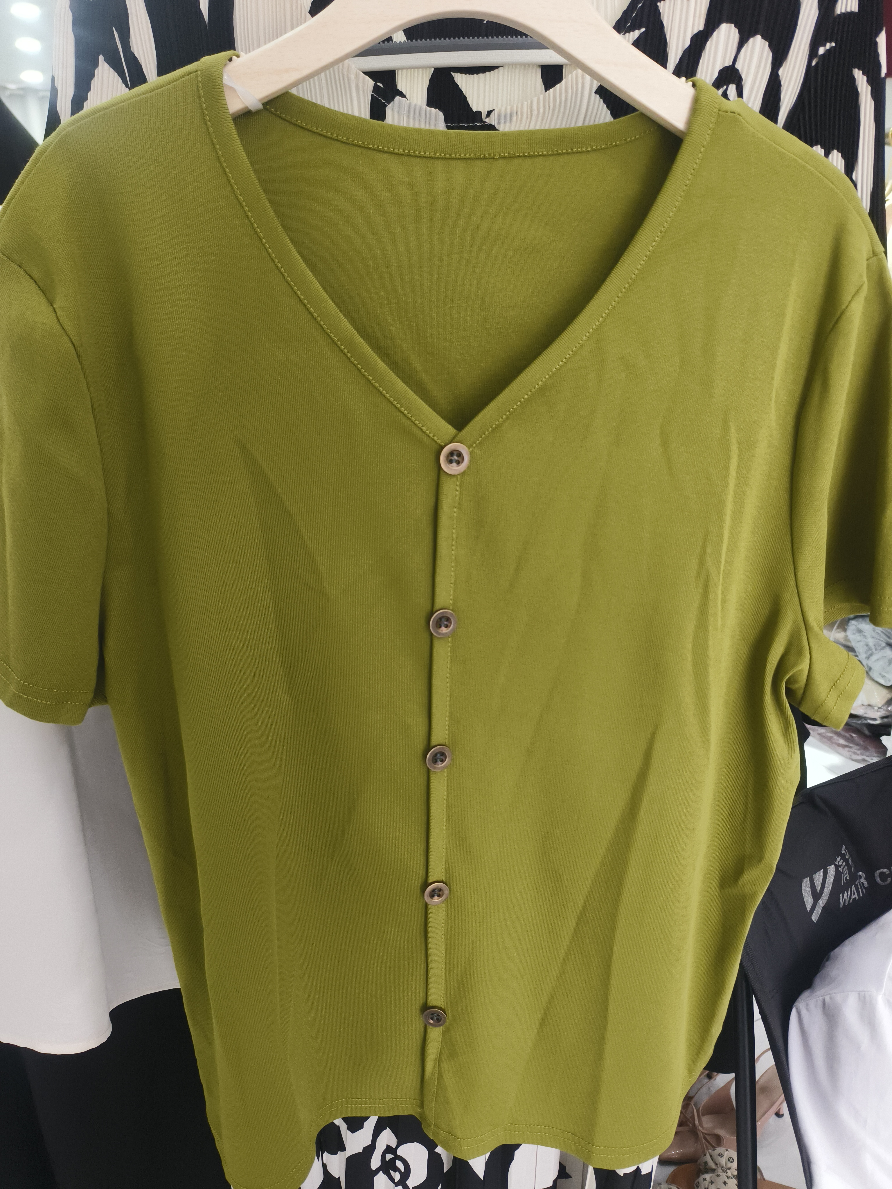 良玉推荐5号福利衫