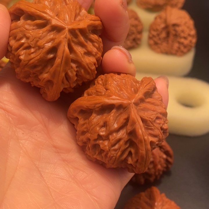 【闪购商品】桃核吊坠兵**热工艺核桃