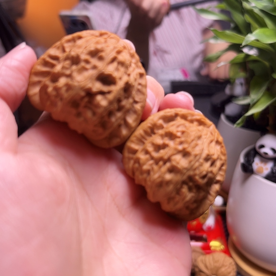 文玩核桃吊坠40尺角白8