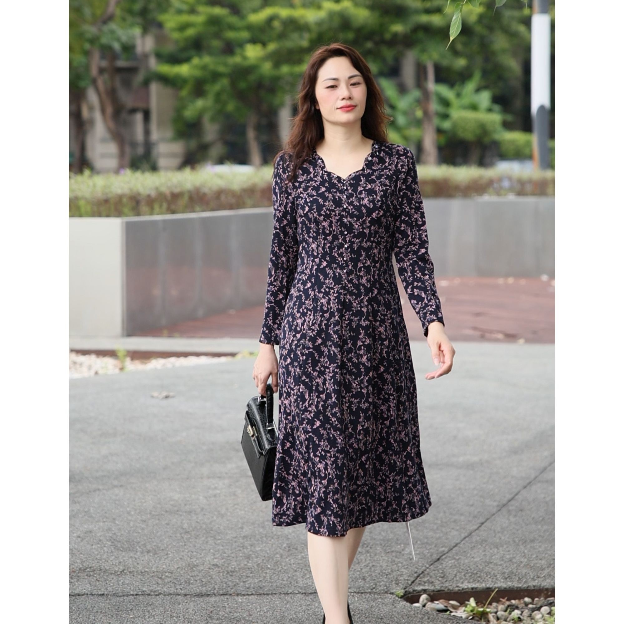 秋冬加厚碎花妈妈装连衣裙#L800902H时尚洋气显瘦气质收腰