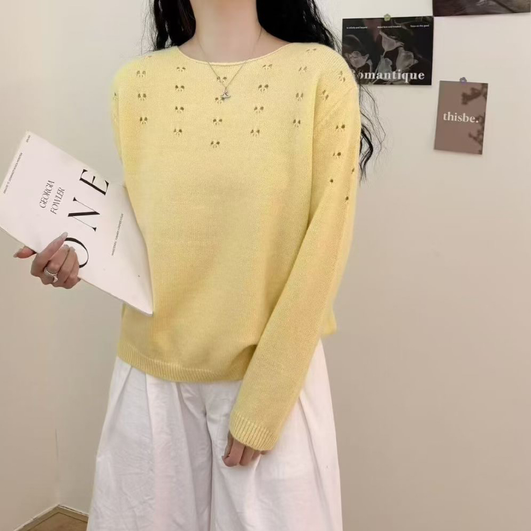 时髦减龄蝴蝶结镂空提花毛衣女秋冬新款宽松圆领套头纯色针织上衣