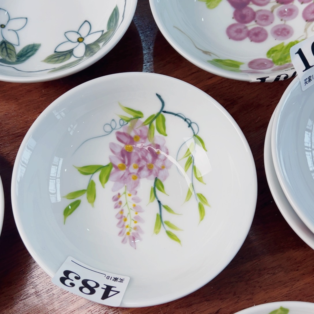 景德镇陶瓷手工手绘制作