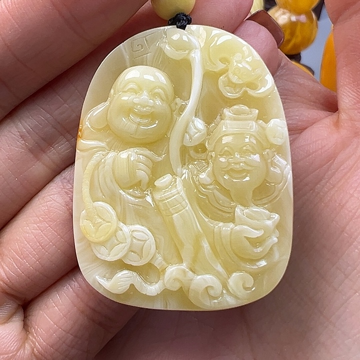 蜜蜡未镶嵌珠宝奇石