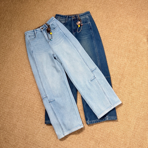 秋冬奥尼绒水洗工艺复古蓝对称缝线小弯刀高腰宽松牛仔裤女款