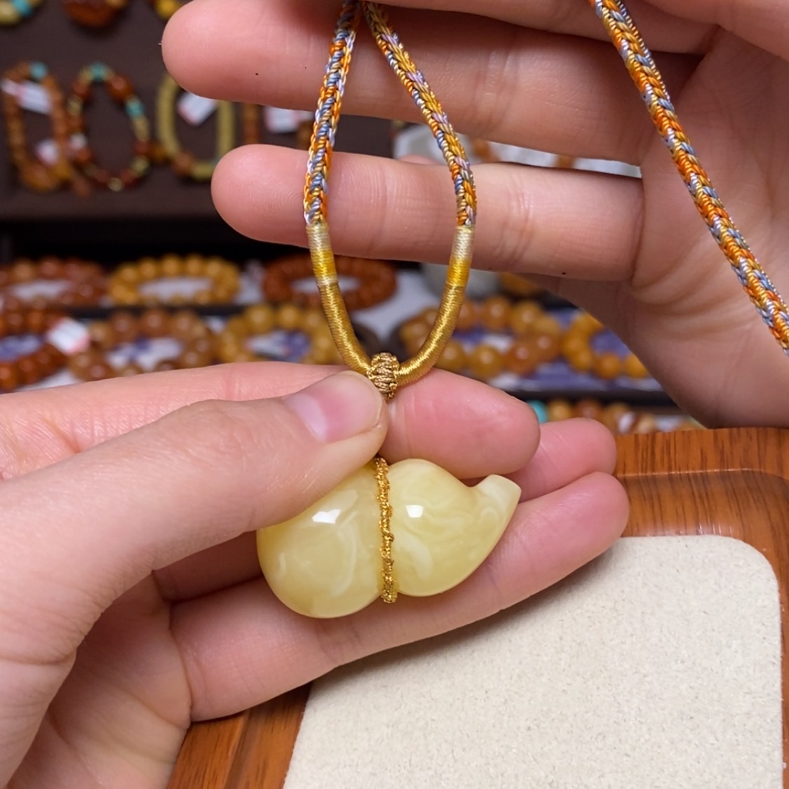 【闪购商品】蜜蜡颈饰未镶嵌项链吊坠定制手把两用