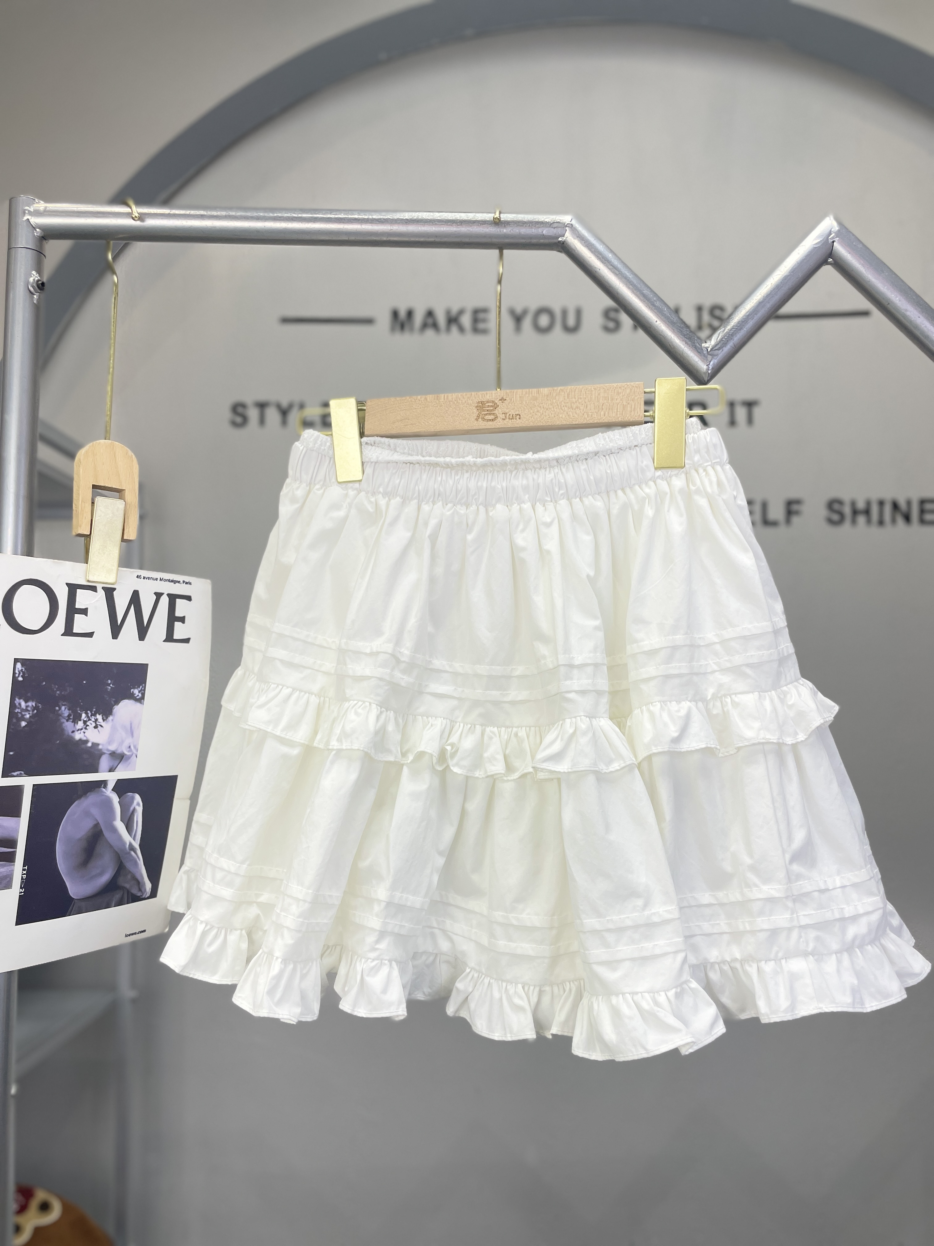 君家蕾丝拼接腰头设计半身裙