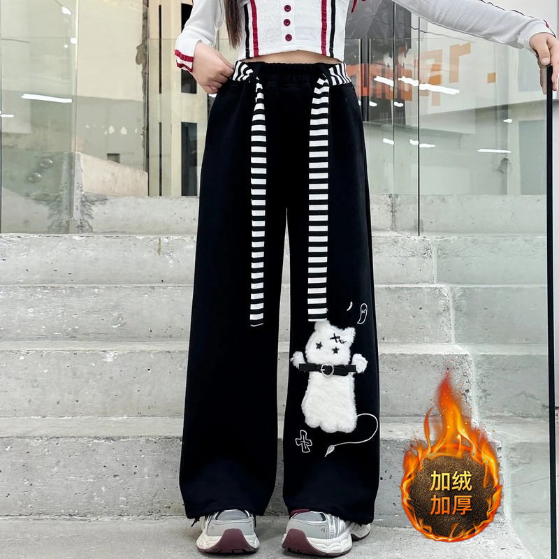 300斤大码女装美式卡通猫咪刺绣阔腿裤女胖mm宽松运动休闲裤卫裤