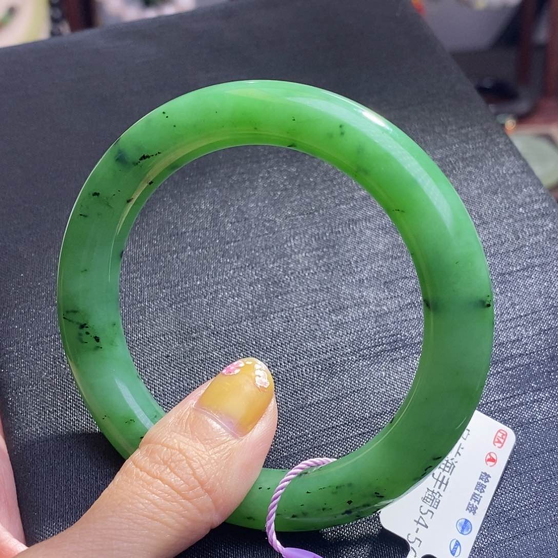 和田玉碧玉乌兰海圆条手镯55.4圈口未镶嵌