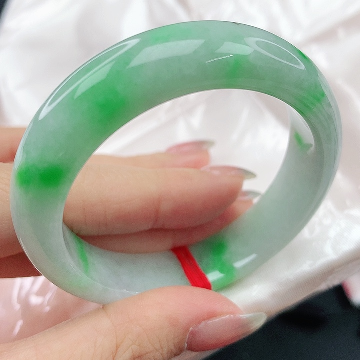 未镶嵌手镯（贵妃镯）翡翠，725