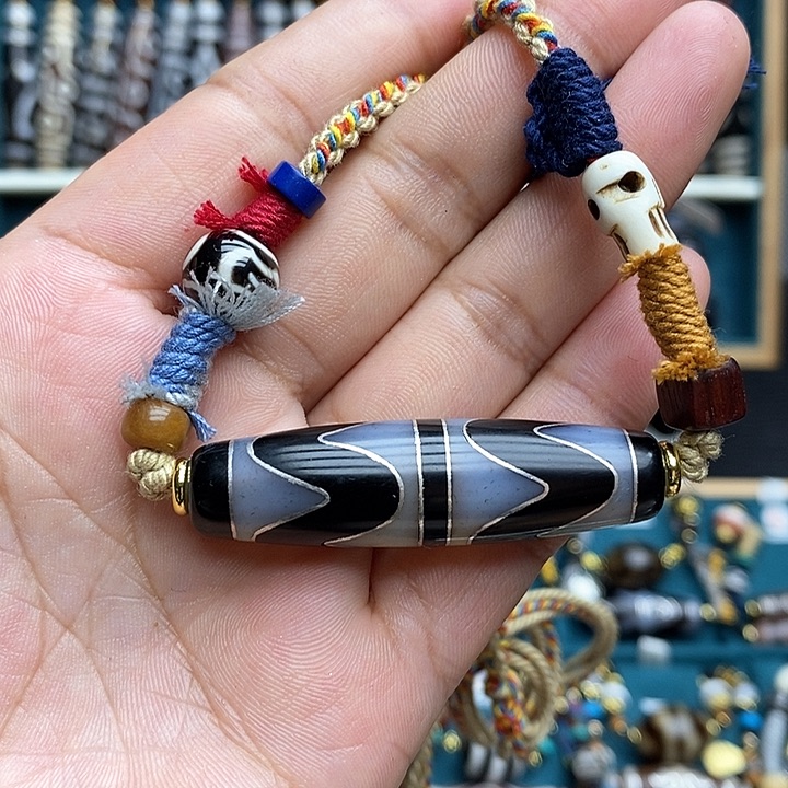 玛瑙/玉髓颈饰合金