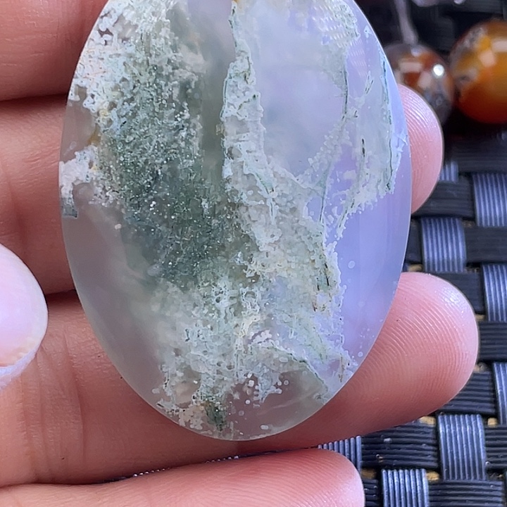 上***定未镶嵌颈饰玛瑙/玉髓