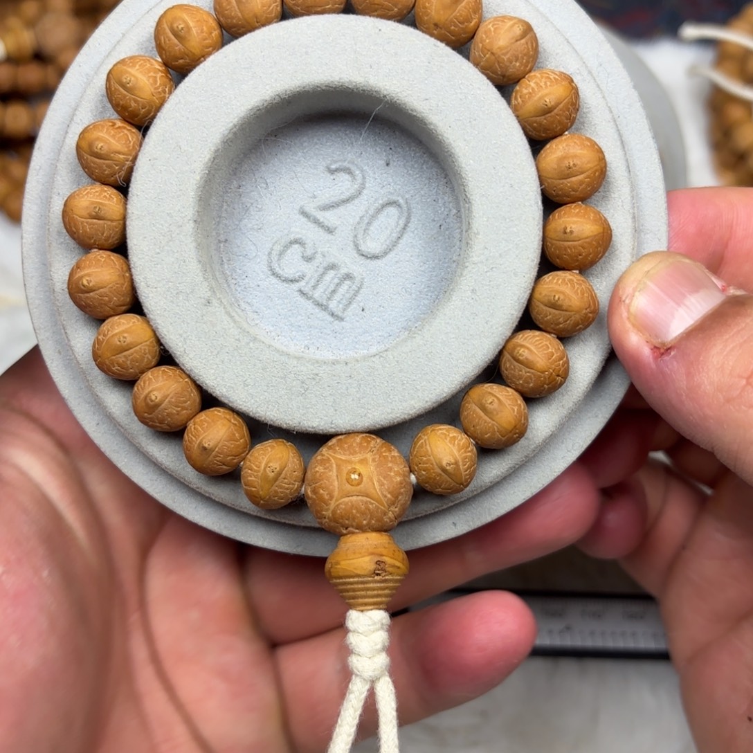 凤眼菩提吊坠11进10尺寸头货