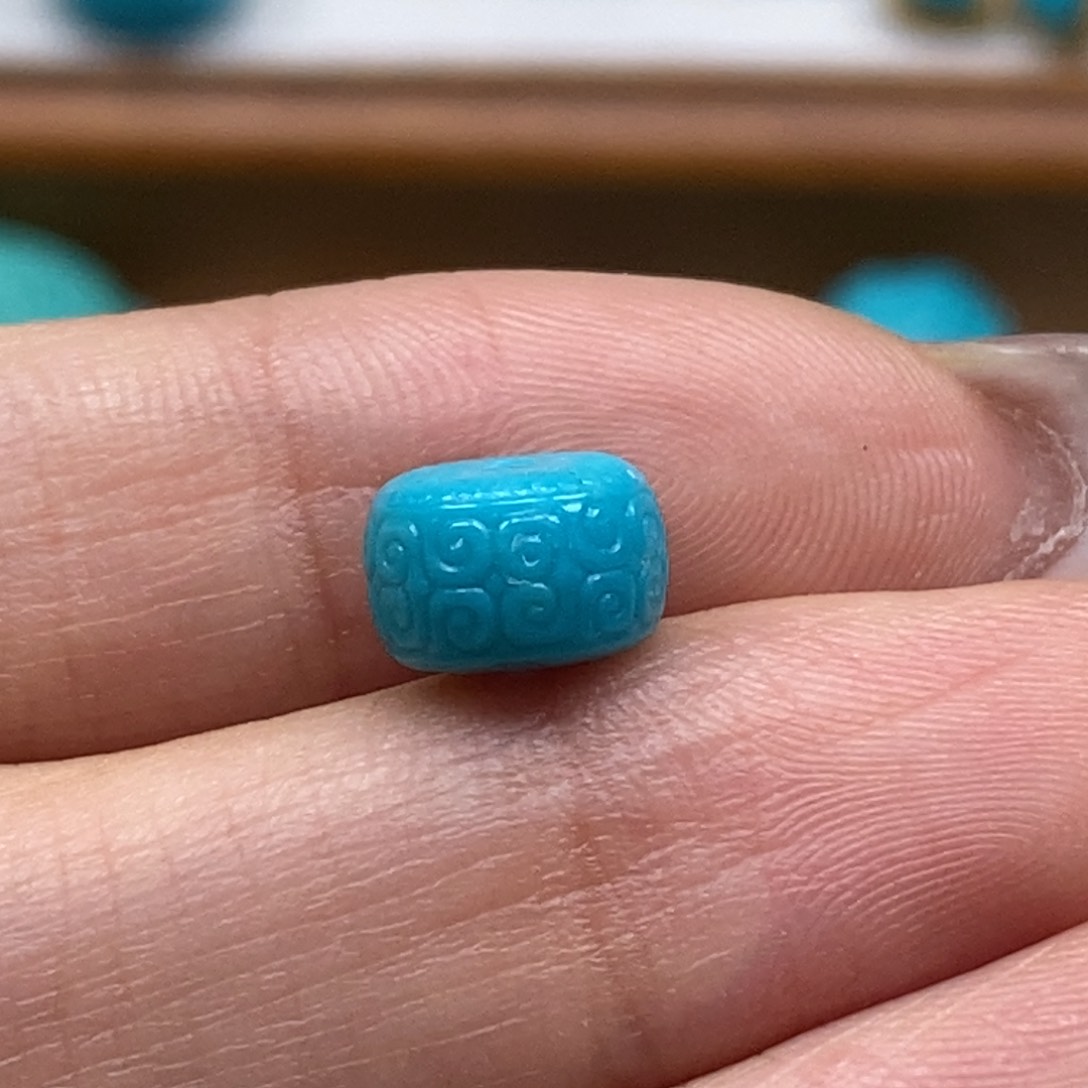 绿松石颈饰未镶嵌