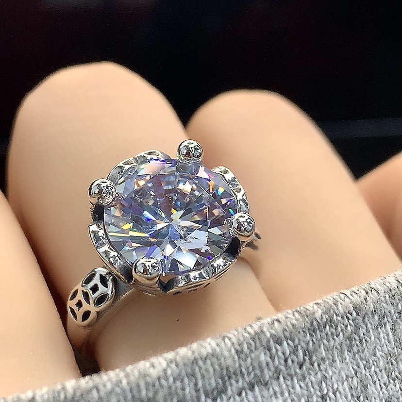 925银合成锆石戒指 个性钱多多皇冠白锆戒指