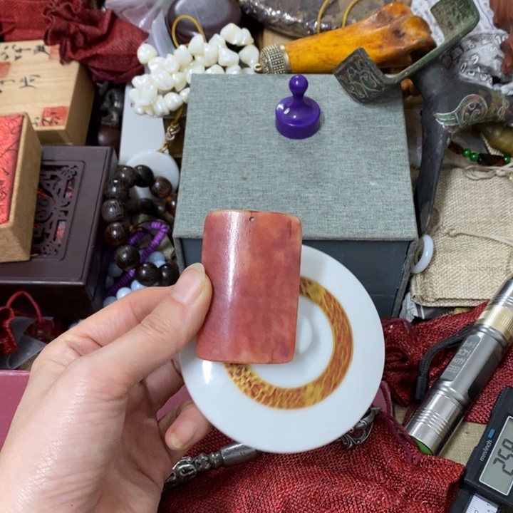 瓷片哈中古工艺品一件