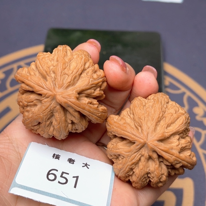 文玩核桃把件46大粗筋 651