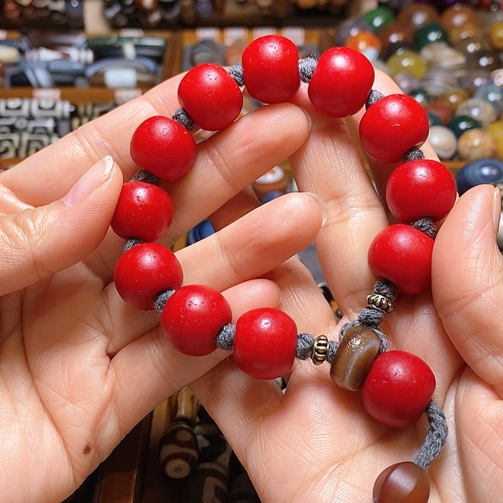 玛瑙/玉髓手串未镶嵌太*