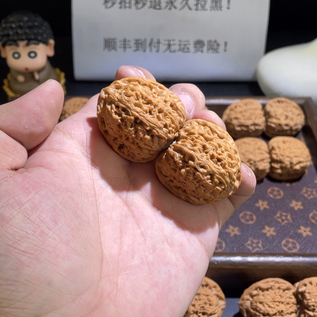 文玩核桃吊坠38满肉