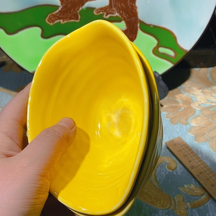 瓷片新年快乐。万事如意