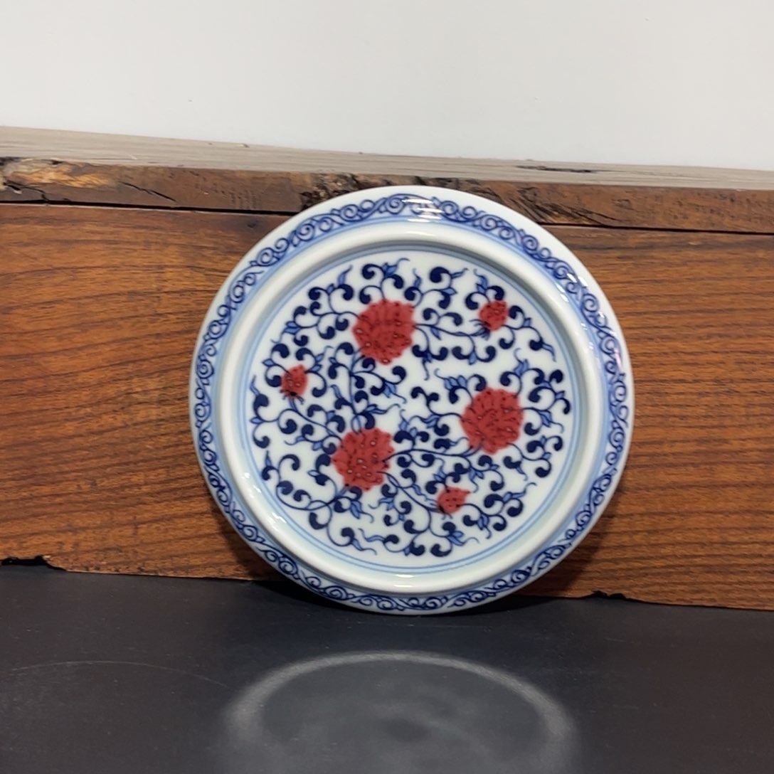 未落款 青花釉里红缠枝花卉盖置