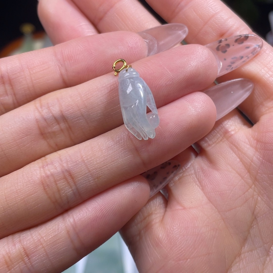 翡翠颈饰18K金镶嵌佛手