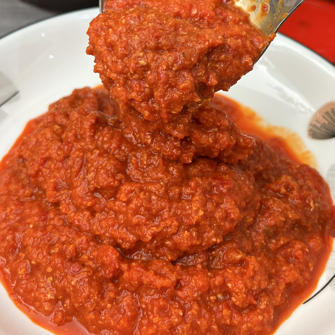 贵州农家石磨辣椒酱酱海椒咸辣鲜香下饭拌面