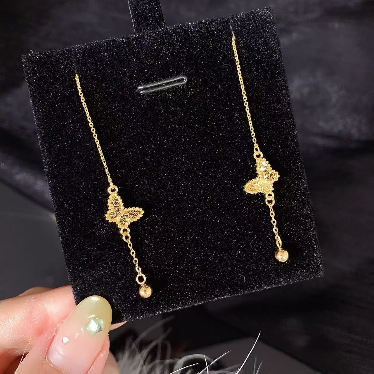 【伟新源】足金999 5G工艺 碎碎冰蝴蝶耳线3.38克