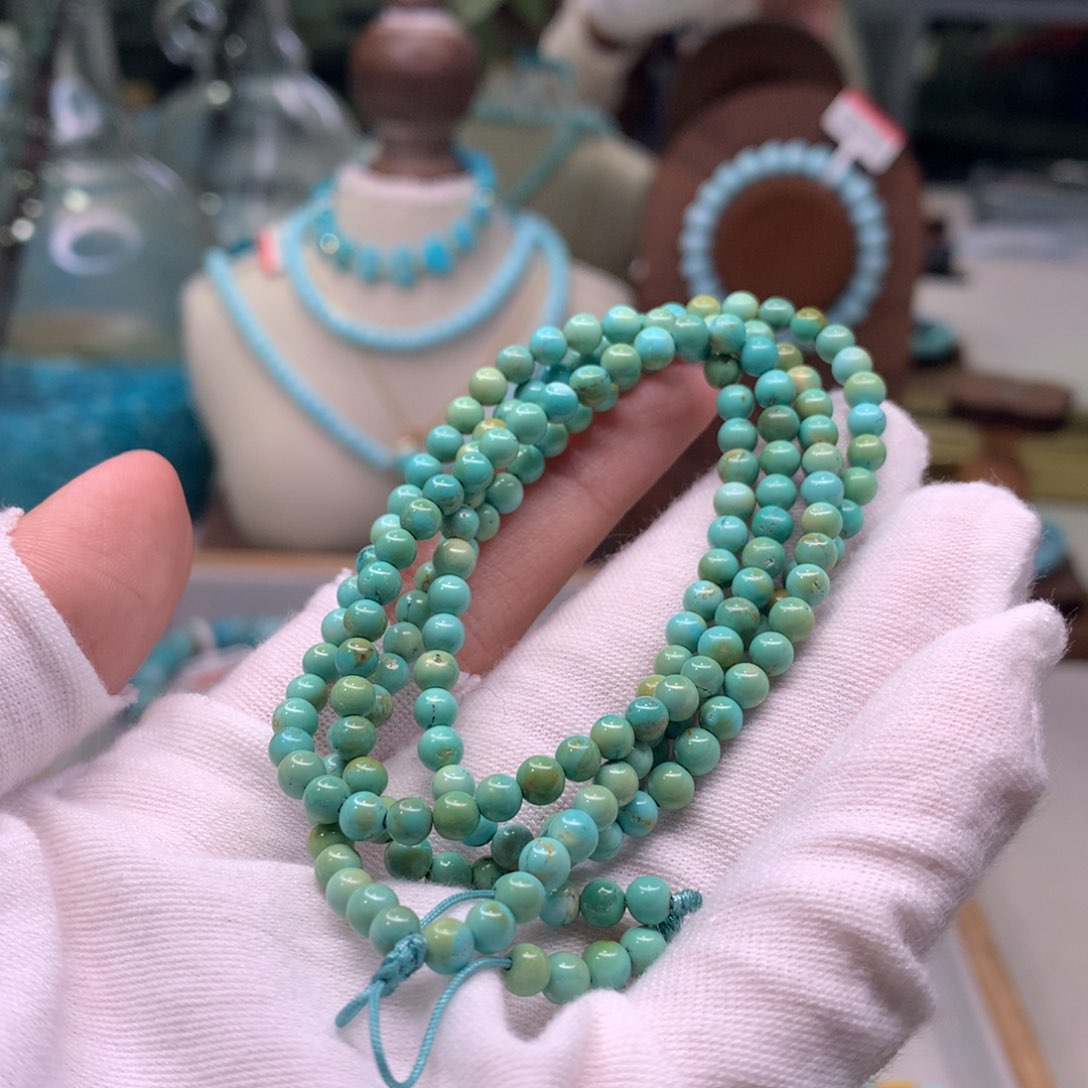 绿松石配饰未镶嵌