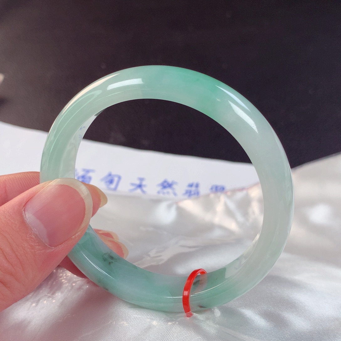 未镶嵌手镯翡翠033